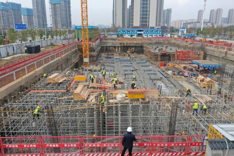 emc易倍：2023-2024年建筑行业发展现状及趋势分析及未来的挑战