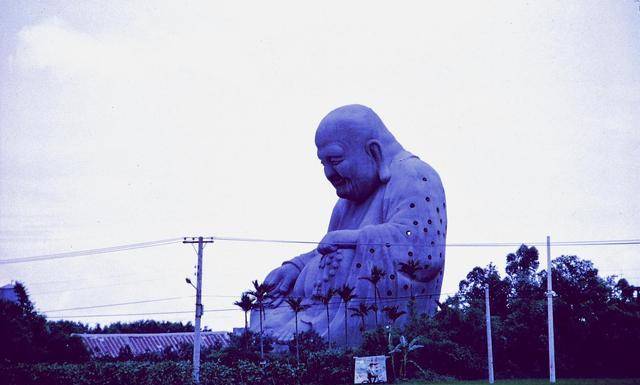 emc易倍：实拍40年前的台湾：现代化的建筑随处可见图9一幕让人无比感慨(图4)